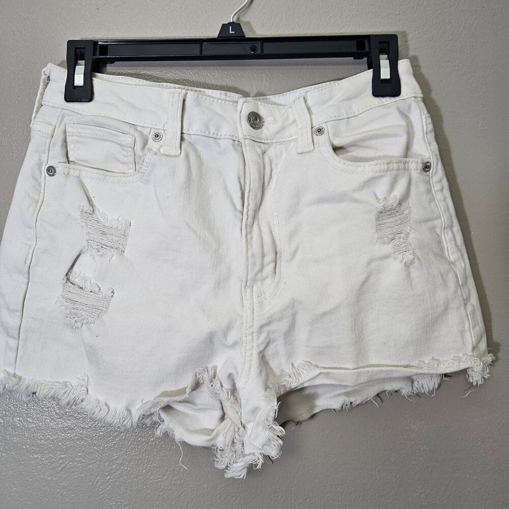 American Eagle White Distressed Denim Shorts Size 4 Thrashed Y2K Rockabilly Boho